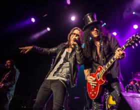 SLASH Torino/Firenze Nov 2014
Produzione tour Italiano per LIVENATION SRL